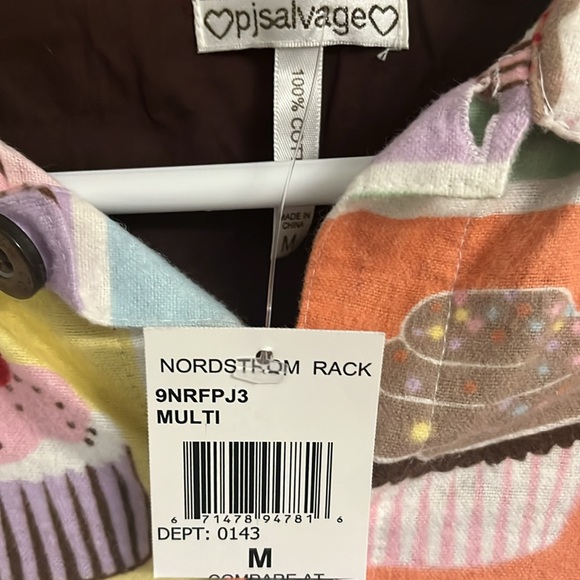 NWT PJ Salvage Size M Flannel Cupcake Print PJ Set *Price Firm* - Picture 5 of 5